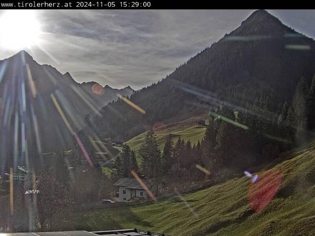 WebCam showing current Snow conditions in Bach