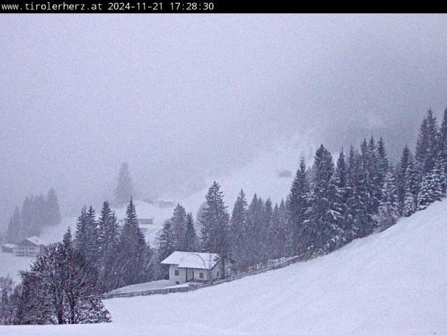 WebCam showing current Snow conditions in Bach