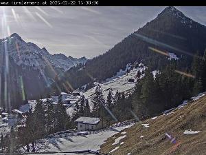 WebCam showing current Snow conditions in Bach, ©www.hochvogel.at