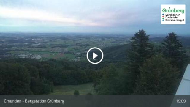 WebCam showing current Snow conditions in Gmunden