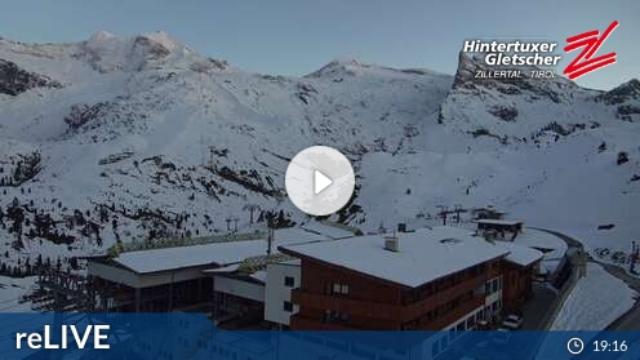 WebCam showing current Snow conditions in Hintertux