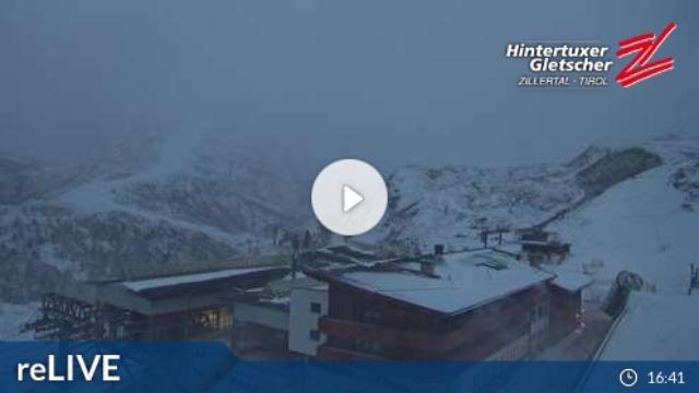 WebCam showing current Snow conditions in Hintertux