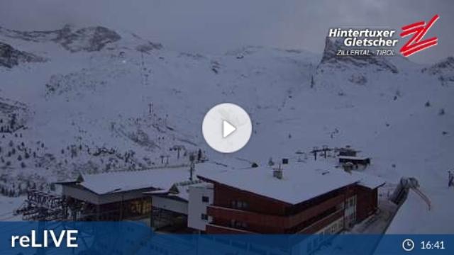 WebCam showing current Snow conditions in Hintertux