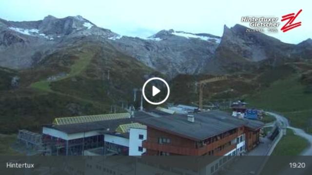 WebCam showing current Snow conditions in Hintertux