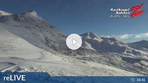 WebCam showing current Snow conditions in Hintertux, ©wtvthmb.feratel.com