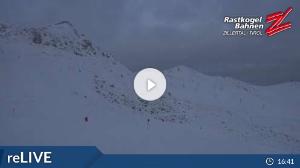 WebCam showing current Snow conditions in Hintertux, ©wtvthmb.feratel.com