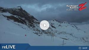 WebCam showing current Snow conditions in Hintertux, ©wtvthmb.feratel.com