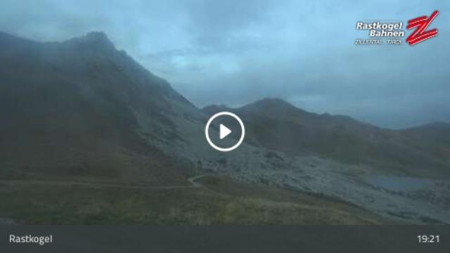 WebCam showing current Snow conditions in Hintertux