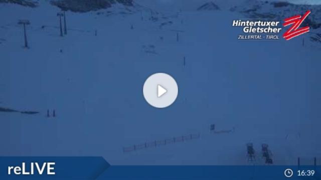 WebCam showing current Snow conditions in Hintertux