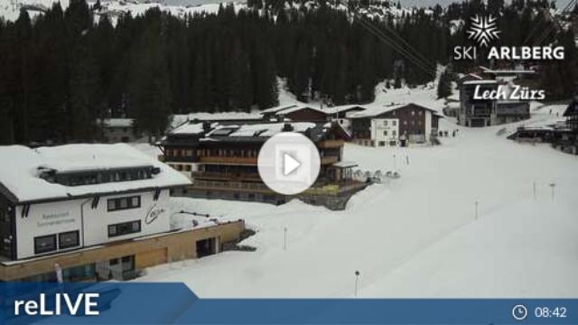 WebCam showing current Snow conditions in Lech