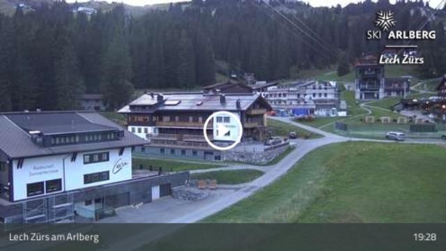 WebCam showing current Snow conditions in Lech