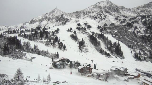 WebCam showing current Snow conditions in Obertauern