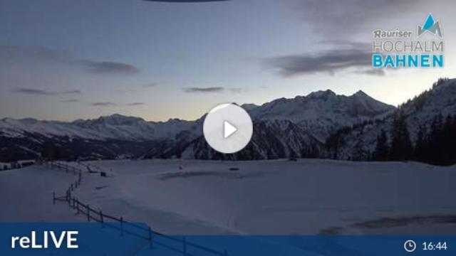 WebCam showing current Snow conditions in Rauris