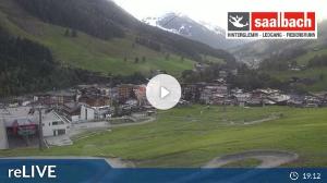 WebCam showing current Snow conditions in Saalbach Hinterglemm, ©wtvthmb.feratel.com