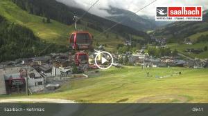WebCam showing current Snow conditions in Saalbach Hinterglemm, &copy;wtvthmb.feratel.com
