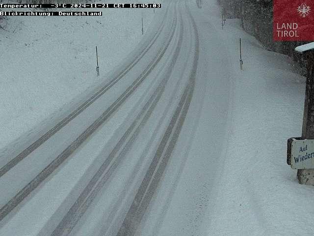 WebCam showing current Snow conditions in Tannheim