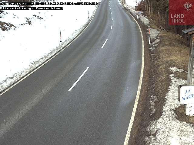 WebCam showing current Snow conditions in Tannheim