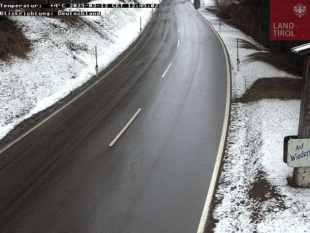 WebCam showing current Snow conditions in Tannheim