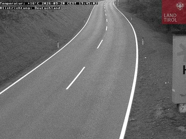 WebCam showing current Snow conditions in Tannheim
