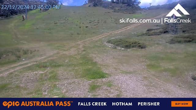 WebCam showing current Snow conditions in Falls Creek