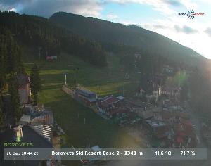 WebCam showing current Snow conditions in Borovets, ©null