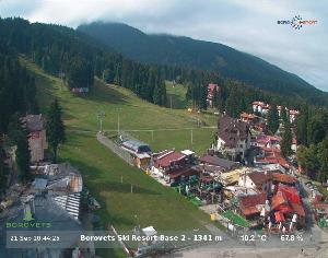 WebCam showing current Snow conditions in Borovets, ©null