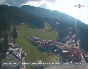 WebCam showing current Snow conditions in Borovets, ©null