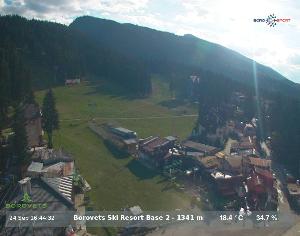 WebCam showing current Snow conditions in Borovets, ©null