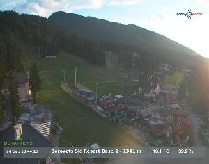 WebCam showing current Snow conditions in Borovets, ©null