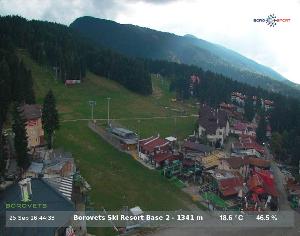 WebCam showing current Snow conditions in Borovets, ©null