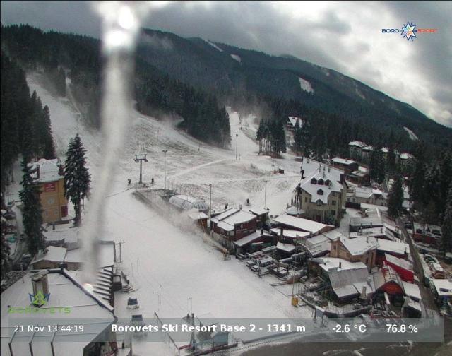 WebCam showing current Snow conditions in Borovets