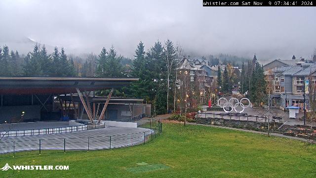 WebCam showing current Snow conditions in Whistler Blackcomb