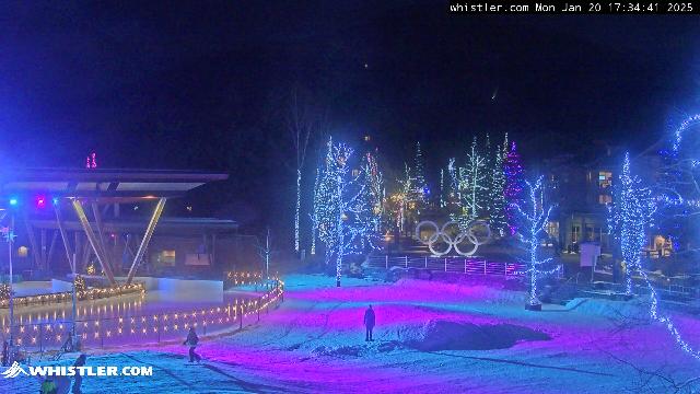 WebCam showing current Snow conditions in Whistler Blackcomb