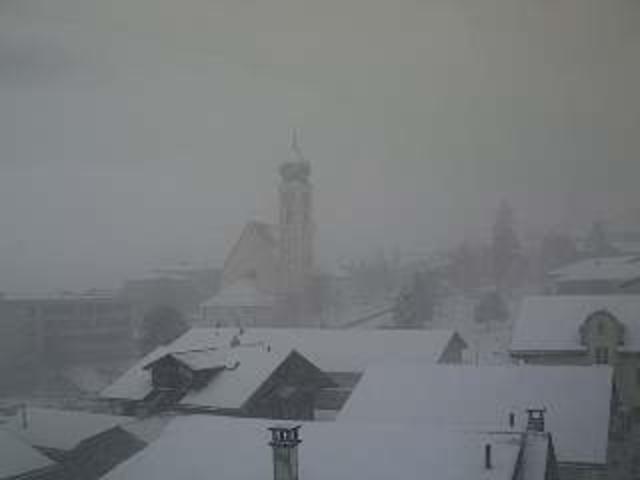 WebCam showing current Snow conditions in Disentis Sedrun