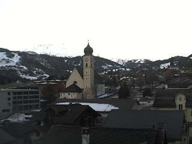 WebCam showing current Snow conditions in Disentis Sedrun