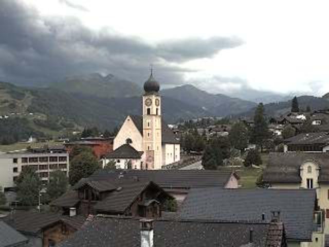 WebCam showing current Snow conditions in Disentis Sedrun