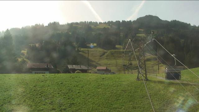 WebCam showing current Snow conditions in Gstaad Mountain Rides