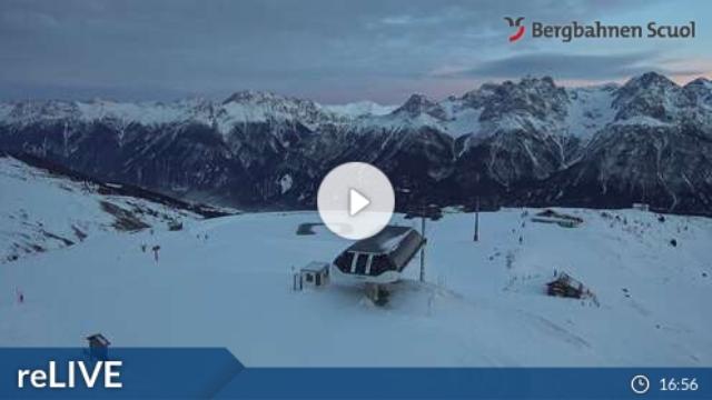 WebCam showing current Snow conditions in Scuol