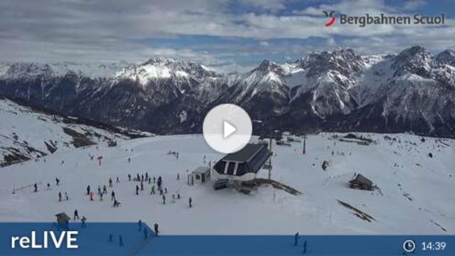 WebCam showing current Snow conditions in Scuol