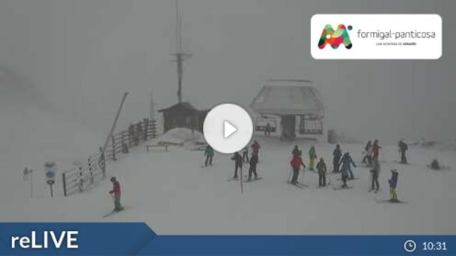 WebCam showing current Snow conditions in Formigal