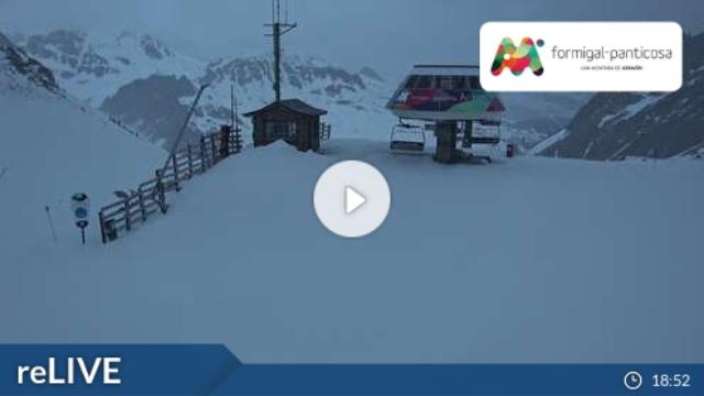 WebCam showing current Snow conditions in Formigal