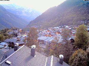 WebCam showing current Snow conditions in Champagny en Vanoise, &copy;www.trinum.com