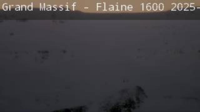 WebCam showing current Snow conditions in Grand Massif