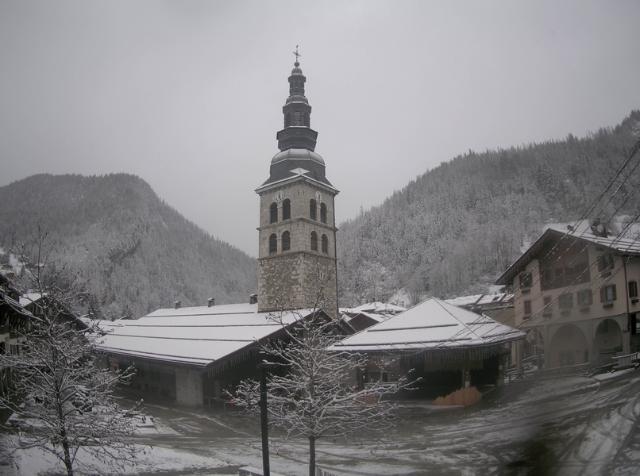 WebCam showing current Snow conditions in La Clusaz