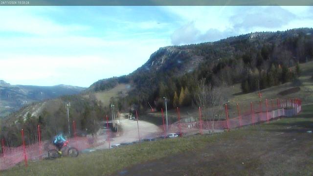 WebCam showing current Snow conditions in Lans en Vercors