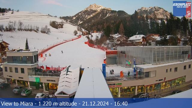 WebCam showing current Snow conditions in Bruneck-Kronplatz