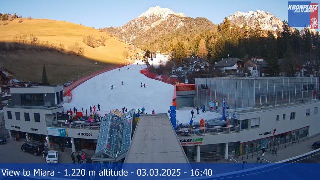 WebCam showing current Snow conditions in Bruneck-Kronplatz