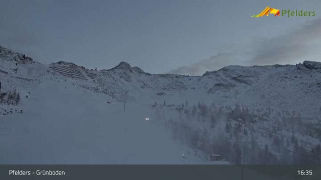 WebCam showing current Snow conditions in Pfelders