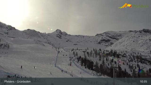 WebCam showing current Snow conditions in Pfelders